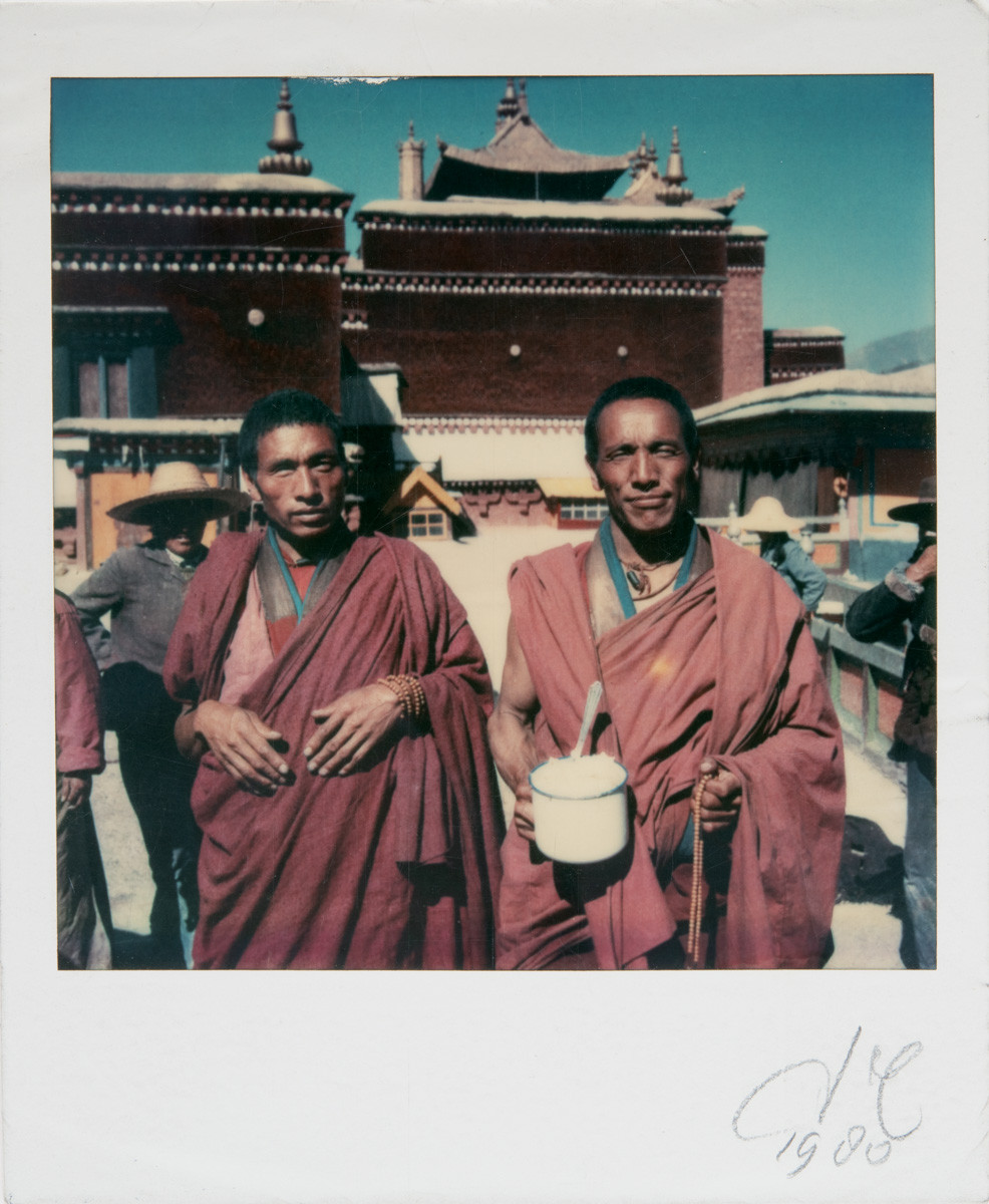 Vincent Mentzel, Monniken in Tibet, 1980, SX-70